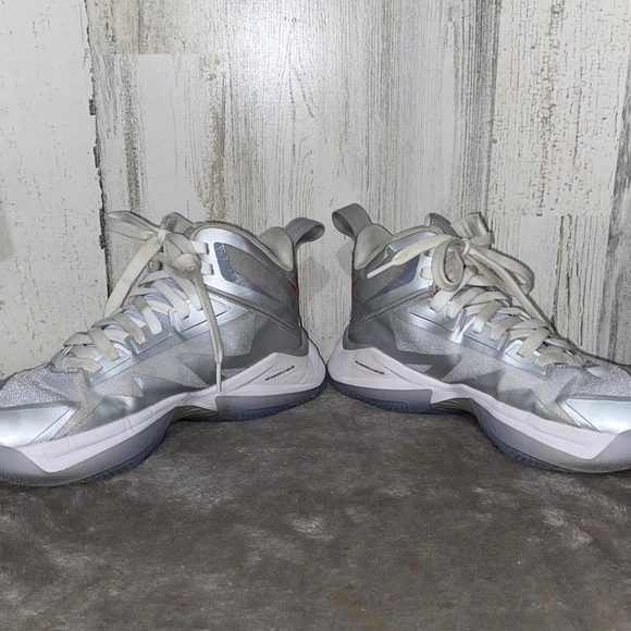 1114 Moolah Silver Double Triple Basketball Sneakers - Picture 4 of 9